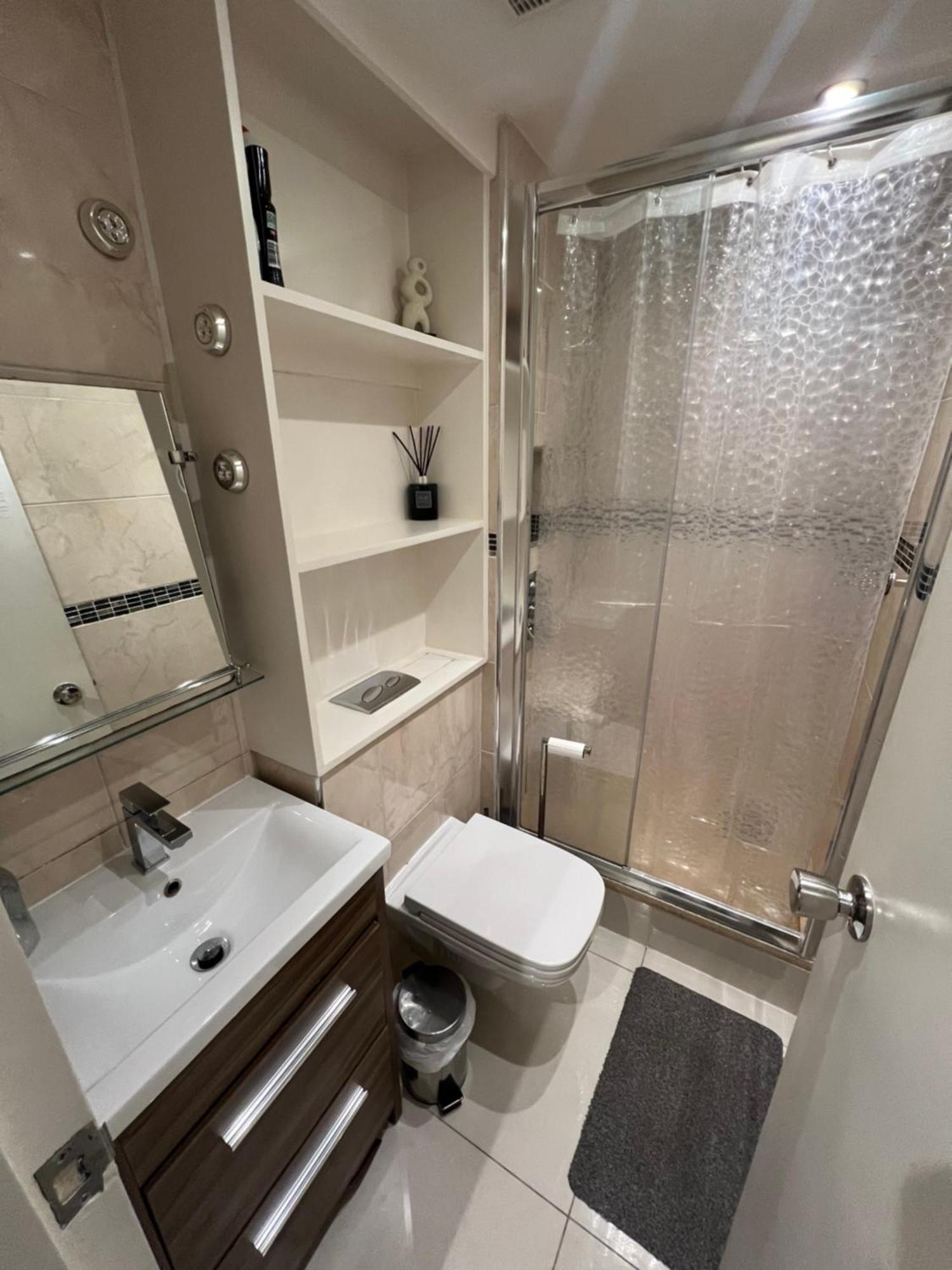 Lovely Chelsea Entire Apartment London City מראה חיצוני תמונה
